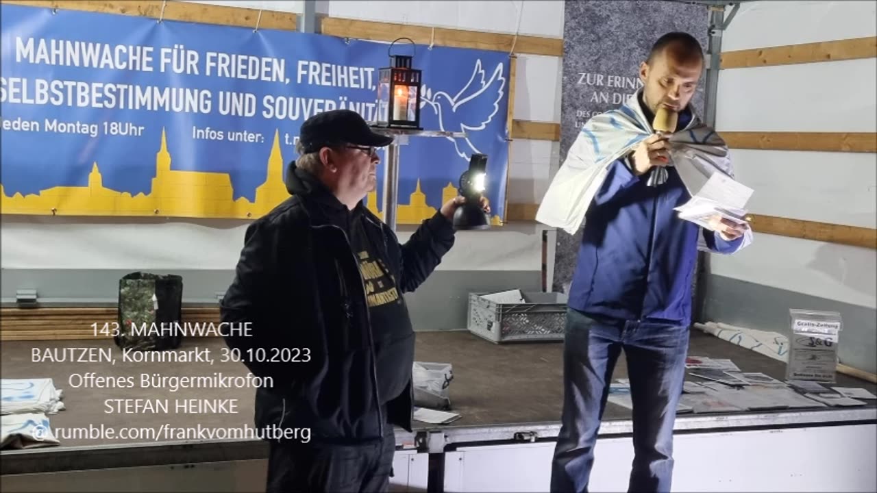 STEFAN HEINKE - BAUTZEN, Kornmarkt, 30 10 2023, 143. MAHNWACHE 🕊 - Bürgermikrofon