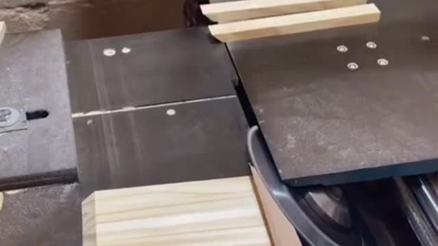 Wood Cutting Asmr