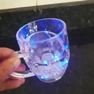 Ganhei esta caneca