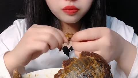Asmr water drinking and eating