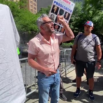 Scott LoBaido unveils his latest Trump DeNiro Painting