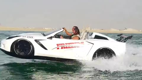 Water vehicle