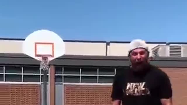 Bucket after bucket 😳