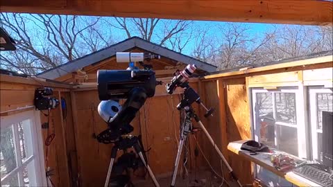 This guy has a great setup