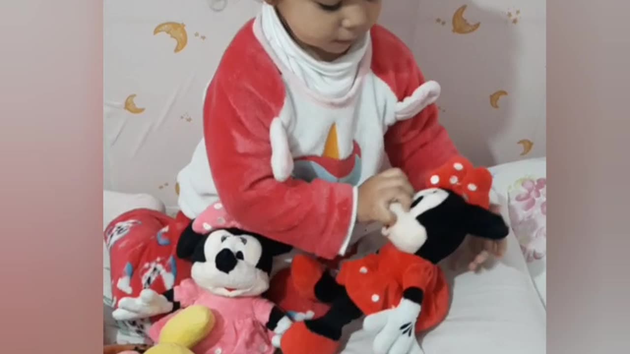 Laura e a turma do Mickey