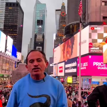 Fenômeno brasileiro, Manoel Gomes, faz turnê internacional e canta em Nova York
