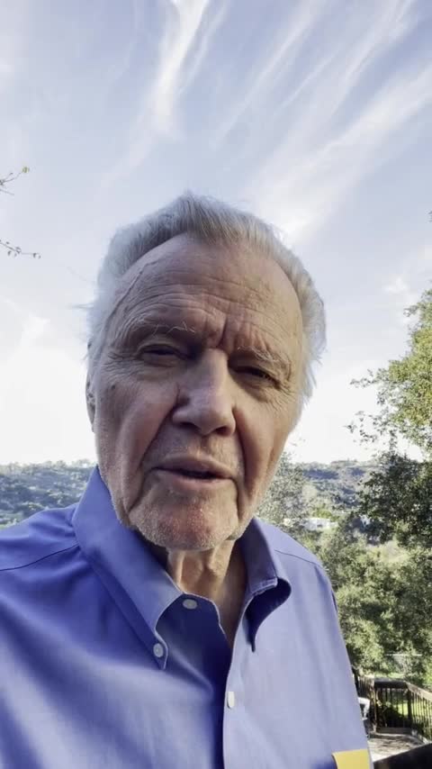 Jon Voight - Wake Up America