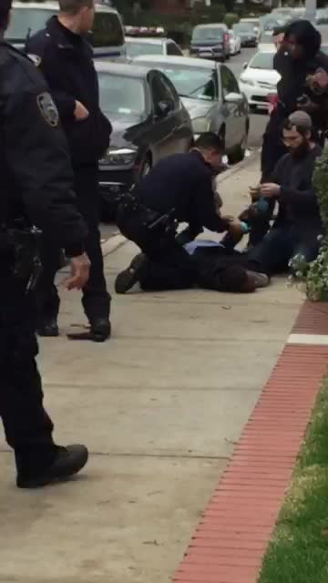 NYPD Shoot Man WIth Gun On Montgomery Street In Crown