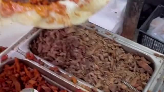 Who loves burritos 😩