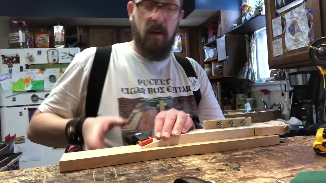 RXR Resh & Roll Cigar Box Guitar