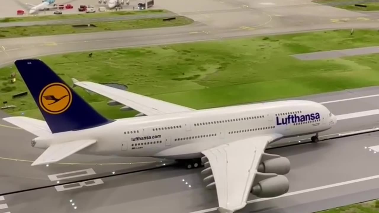 Lufthansa Mini airport Take off flight video viral