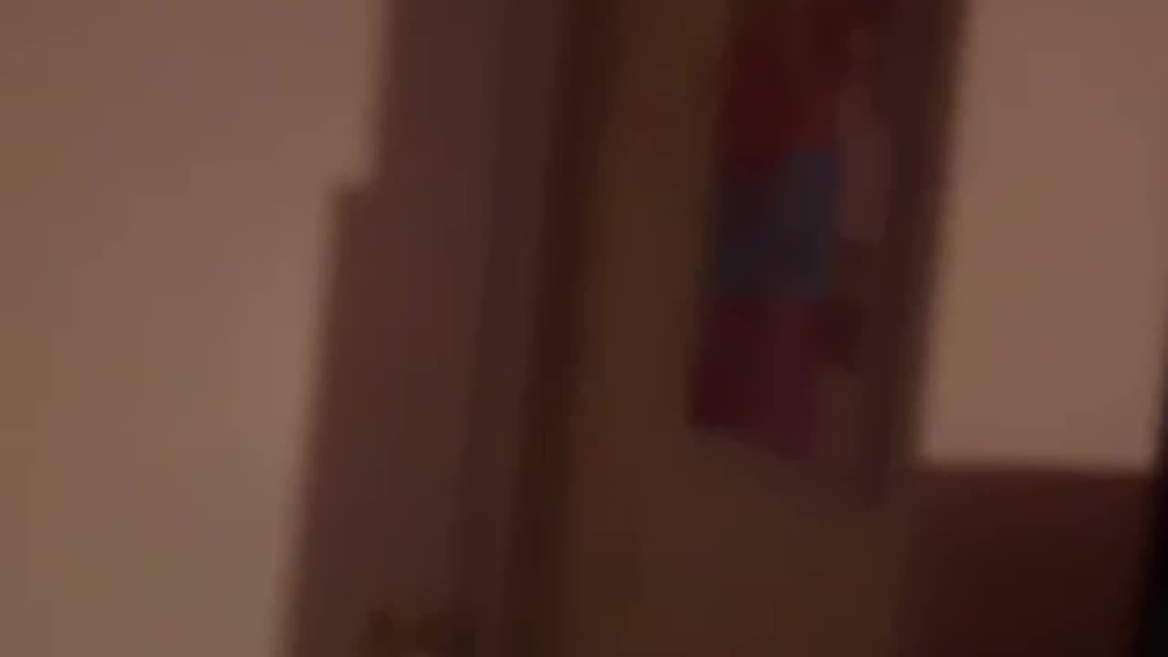 HER MOTHER WAS AT WORK, BUT WHO IS THAT?😱