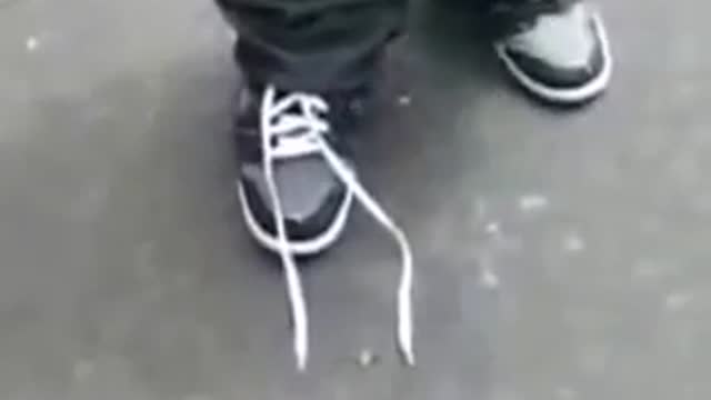 How to tie your shoe without arms