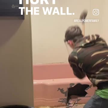 Ethan Still LOVES deconstruction