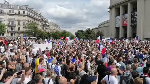 France 7-24-21: protests against vaccine passports and vaccine mandates