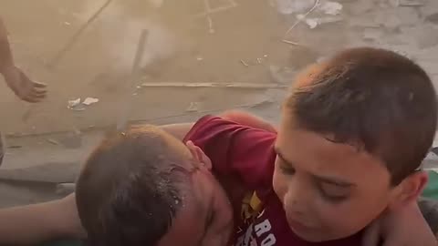 Palestinian brothers from Gaza thank paramedics for their rescue