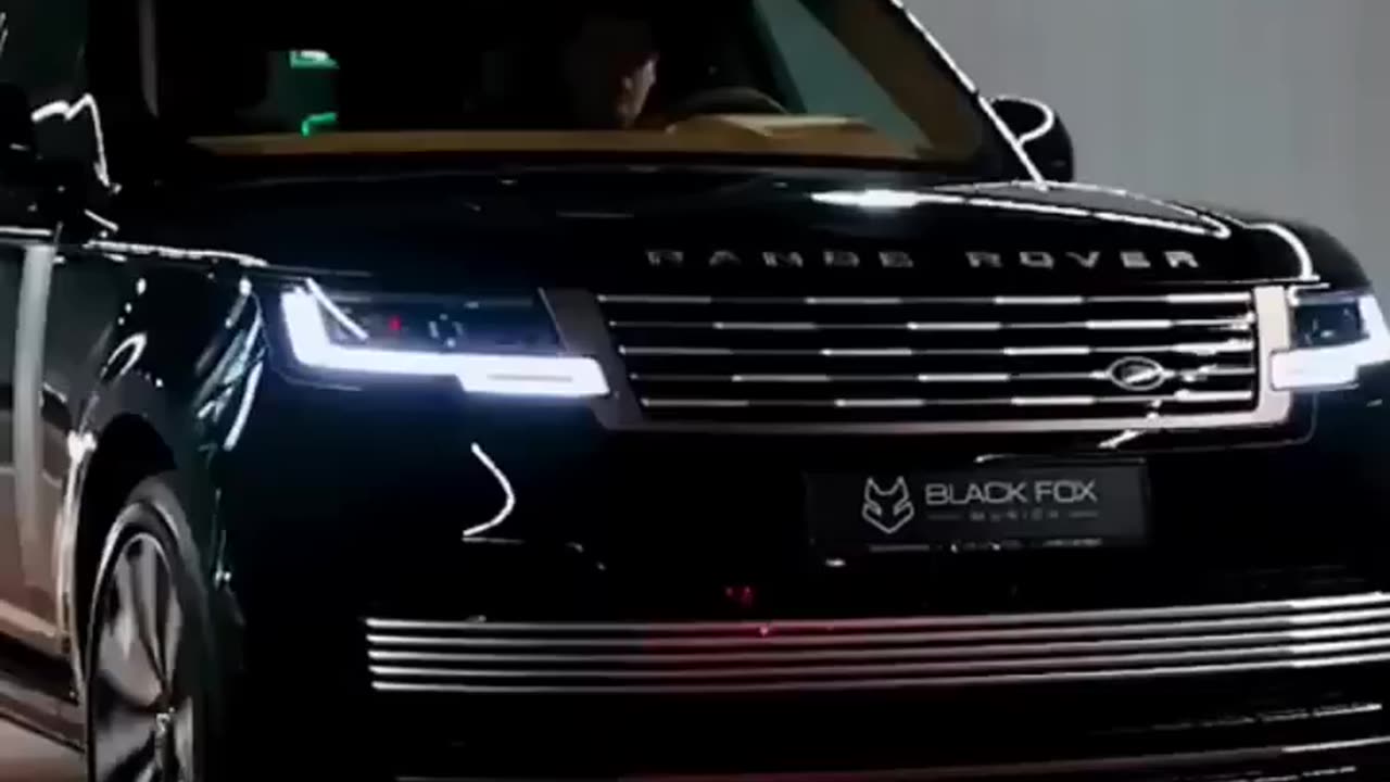 RANGE ROVER BLACK BEAUTY