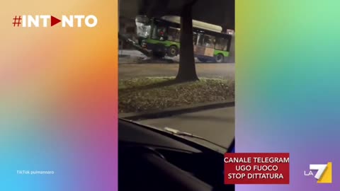 Spaventoso incidente d'autobus a Verona.