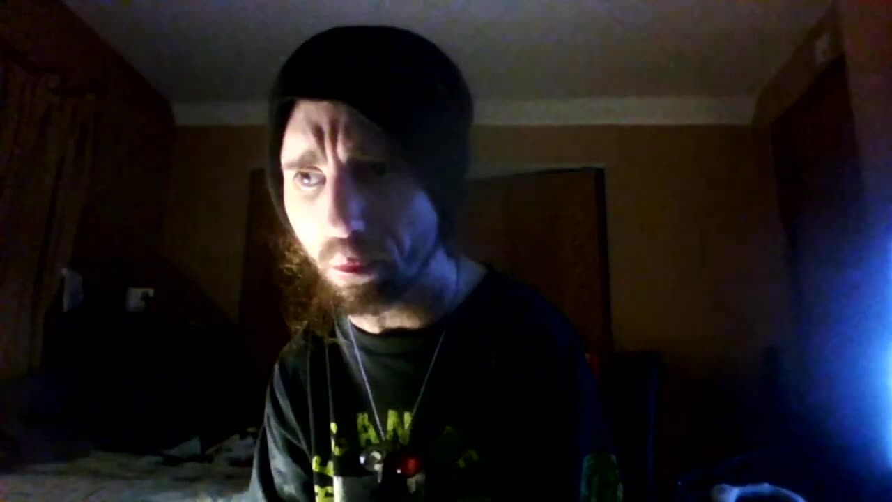 [Cyraxx Youtube 2021-6-1] a message to the fake Hellan keller and addressing a comment