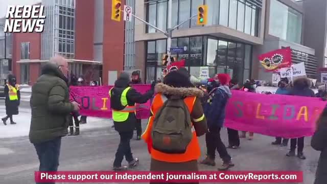 And... here's the Trudeau supporters. They probably LOVED the RIOTING and Looting of 2020.