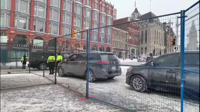 MORE POLICE ARRIVE IN OTTAWA