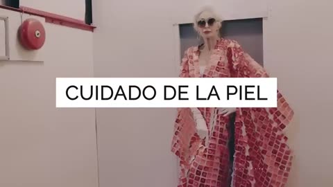 Carmen Dell'Orefice (91 AÑOS) Tomo 2 Nutrientes Para Belleza y Juventud