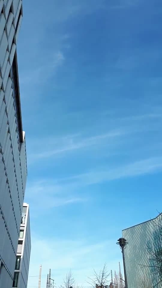 Himmel in Berlin am 19.03.2024 um 13:19 Uhr