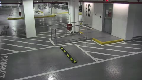 6082RHOBG3G306ANorthLobby_2021-01-05_15h40min01s050ms.mp4