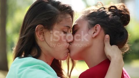 Romance kiss