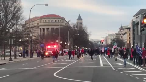 VP motorcade in route to Capital