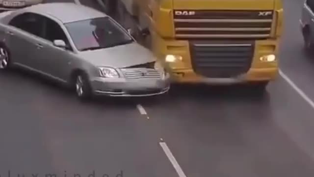 Who is culprit here?🧐😬