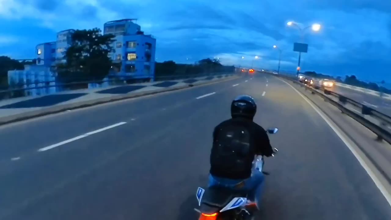 YAMAHA R15M CHILL RIDE | INSTA360 REAR VIEW SHOT