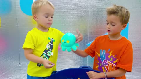 Vlad and Niki Inside the Magic Cube Challenge