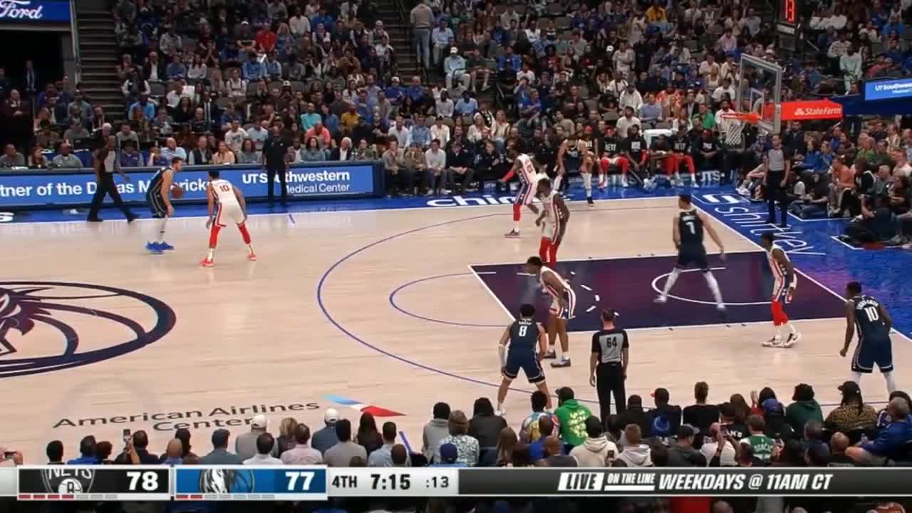 Luka Doncic makes Ben Simmons cross his legs with ankle breaker but blows open layup