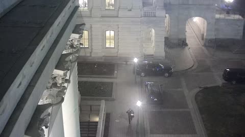 0951USCSRFEastRoof_2021-01-06_23h20min01s297ms.mp4