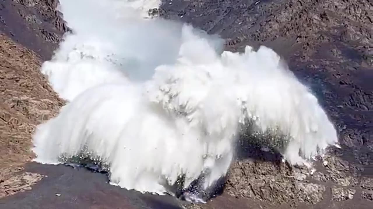 Caught in an Avalanche in Kyrgyzstan (Everyone Survived) || ViralHog
