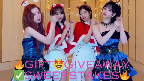 Jingle Bell Rock💝🔔 #LE_SSERAFIM #KIMCHAEWON #김채원 #KAZUHA #카즈하 #Jinglebellrock #aespa #KARINA #WINTER