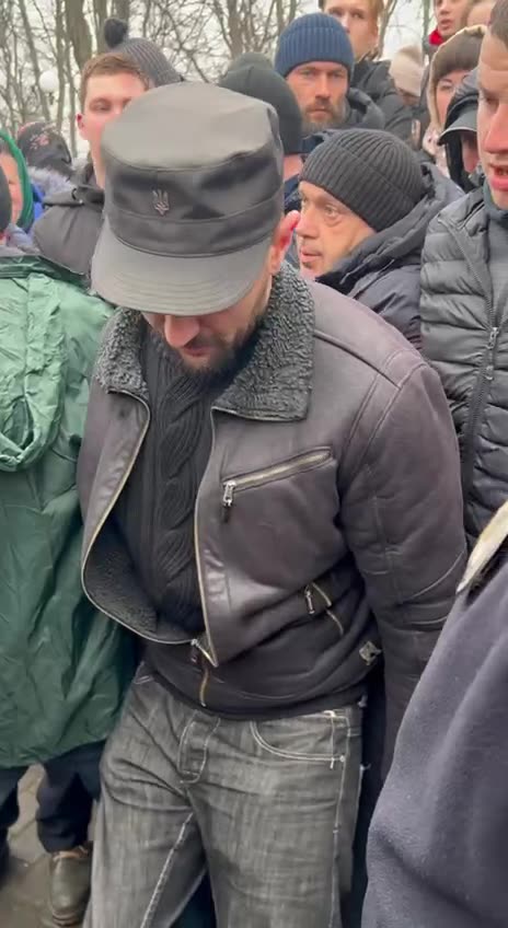 Ukrainians keep harassing the Orthodox parishioners defending their Holy Temples.