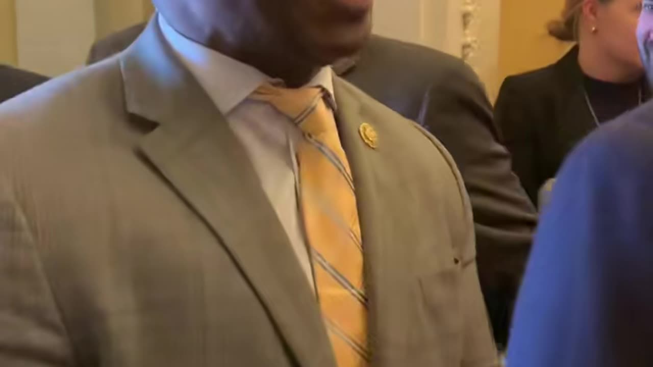 Congressmen get into shouting match over gun violence