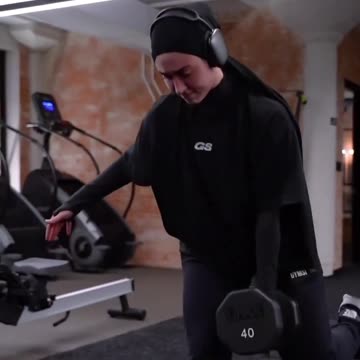 Monday reminder 🖤