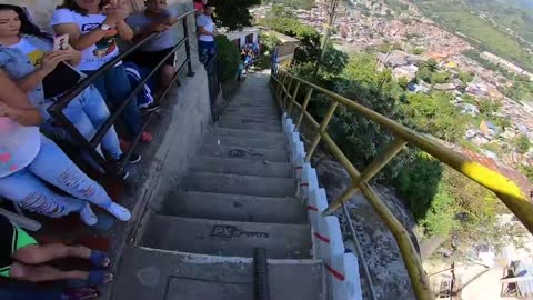 CRAZY URBAN MTB DOWNHILL TRACK - FULL RACE RUN!