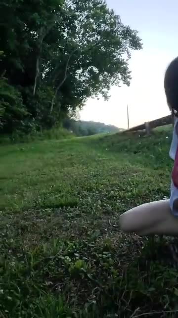 Celowe programowanie i fizyczne upośledzanie biorobotów.