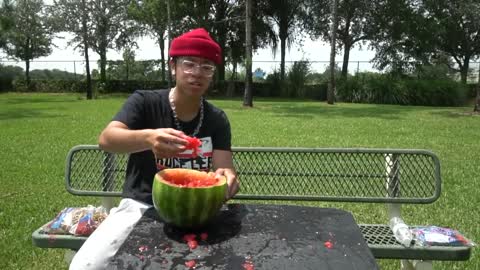 WATERMELON vs 500 RUBBER BANDS!! __funny challenge w_ lil brother__