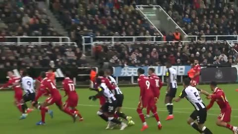 Newcastle United 3 Liverpool 3 | Premier League Highlights