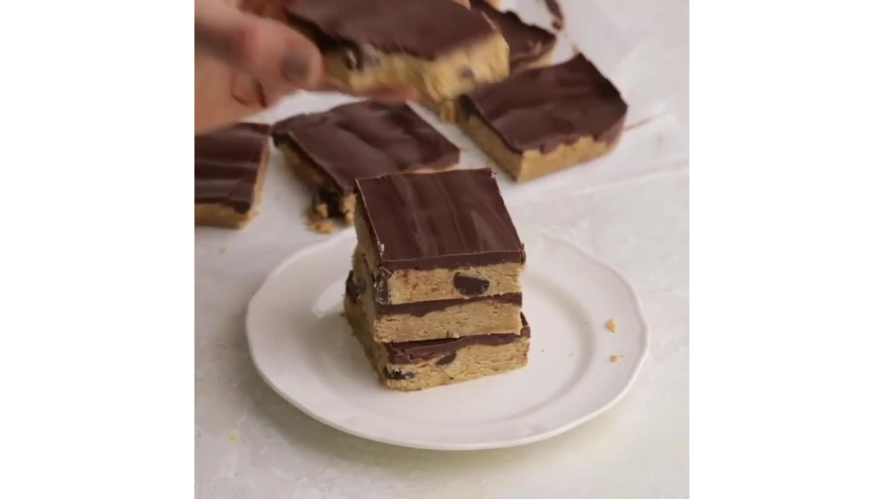 Cookie Dough Bars With Chocolate Chips, easy recipes