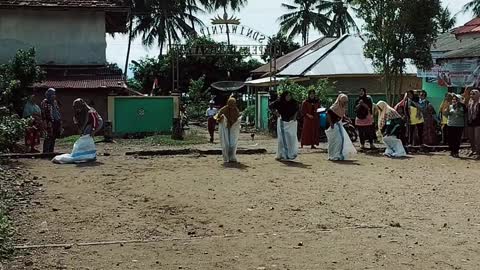 sack race competition