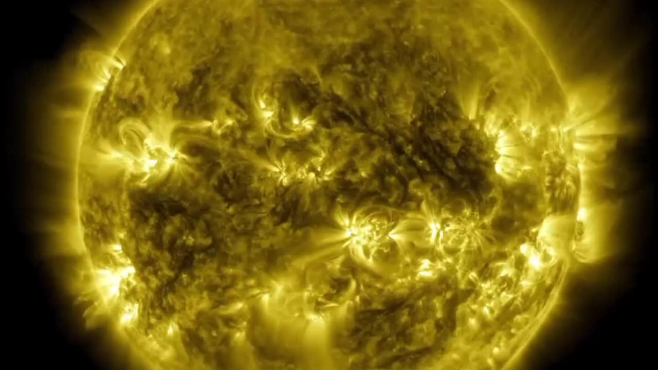 10 Years of Sun in 30 Seconds: A Mesmerizing Solar Decade Time-lapse