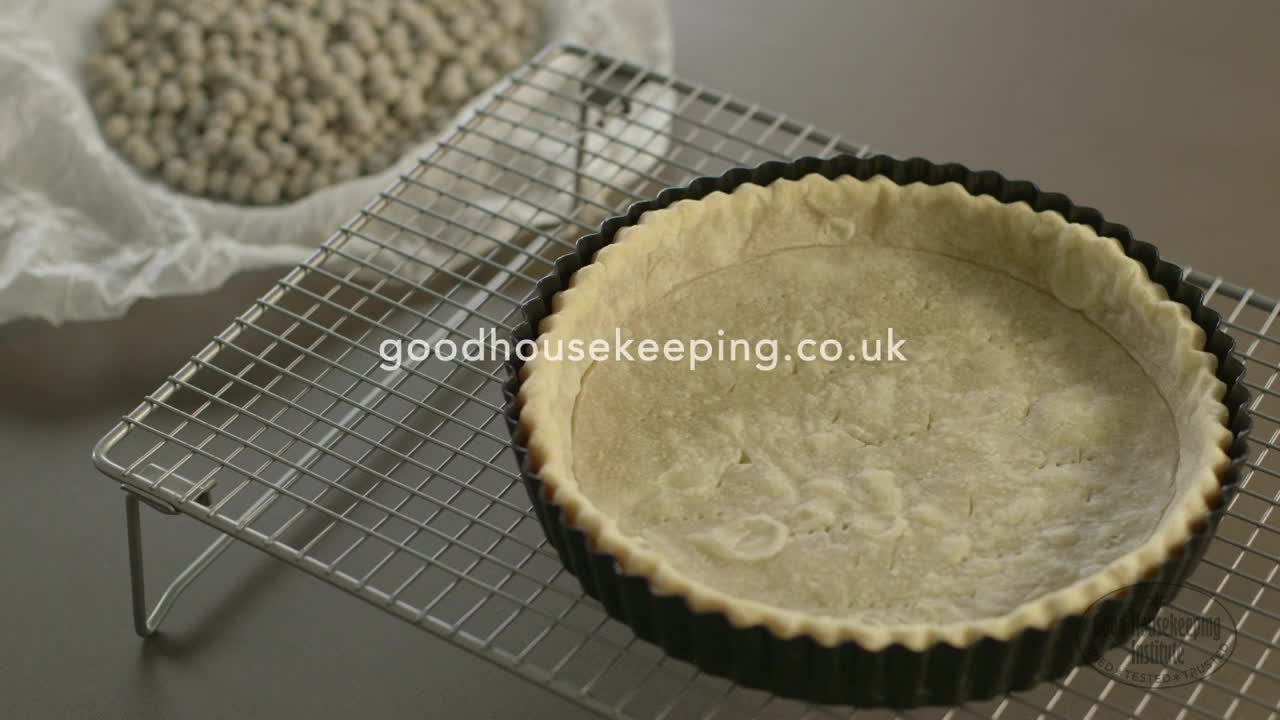 How To Blind Bake Pastry _ Good Housekeeping UK