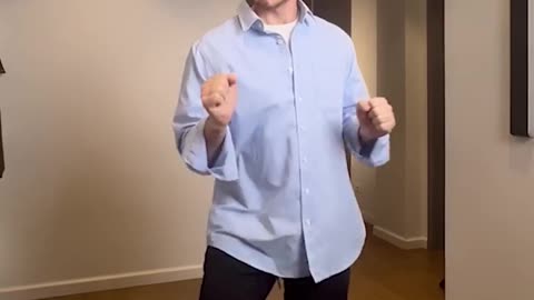 Cool dance from Robert Downey Jr.🕺