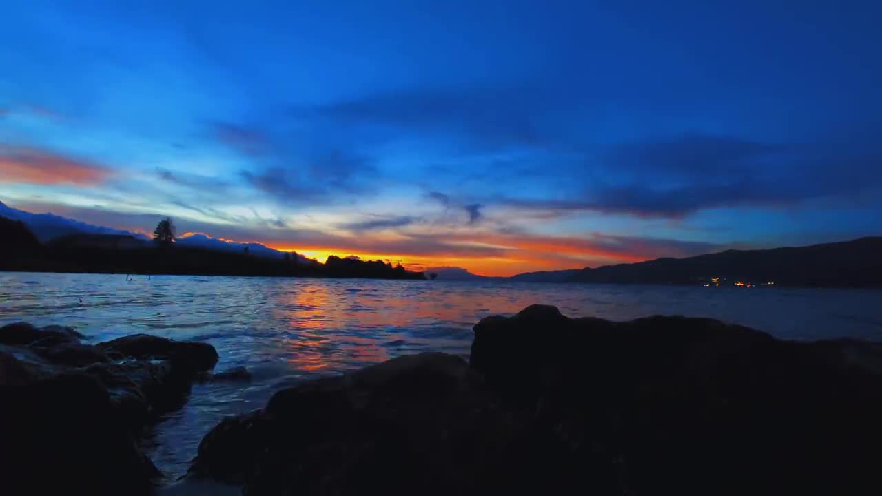The good years will always be forgotten, only the mountains and rivers are the most affectionate.